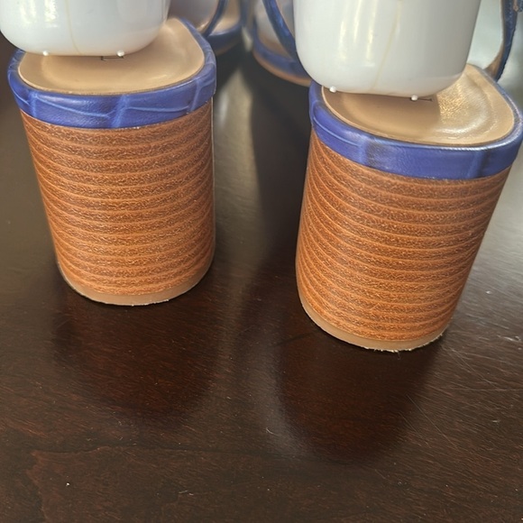 TALBOTS SERA KNOT CROC-EMBOSSED
SANDALS Royal Blue SZ 9 Old Money Timeless Chic - Picture 5 of 11